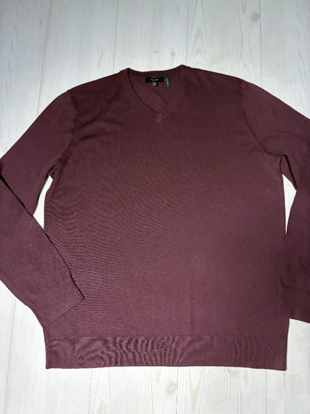 Theory Men's XL Riland V-Neck Sweater Burgundy Harman Merino Wool Blend Pullover